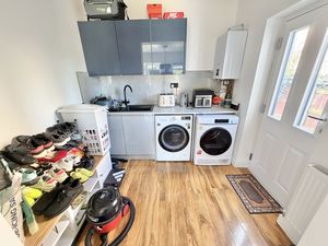 Valley Drive Great Sutton